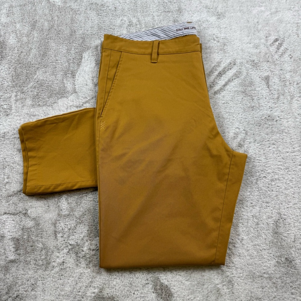 SOLD OUT Rhone twill chino pants men’s size tag 36 Actual 38X32 mustard golf
